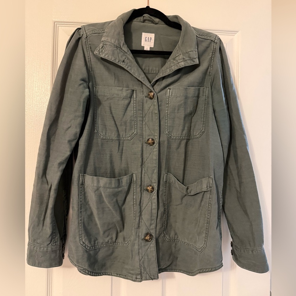 GAP Women's Utility Jacket in Olive